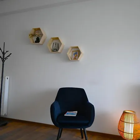 Апартаменты Houseloft Seaview Retreat